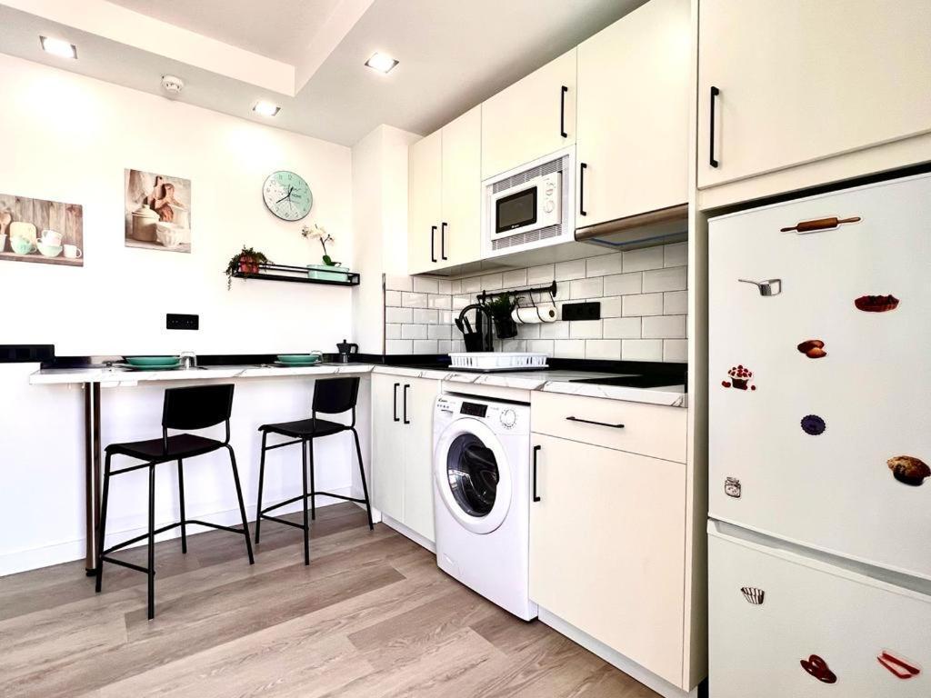 Fm Beach Home - Renovated Apartment With Swimming Pool Near Maspalomas Dunes & Beach Playa del Ingles  Exterior photo